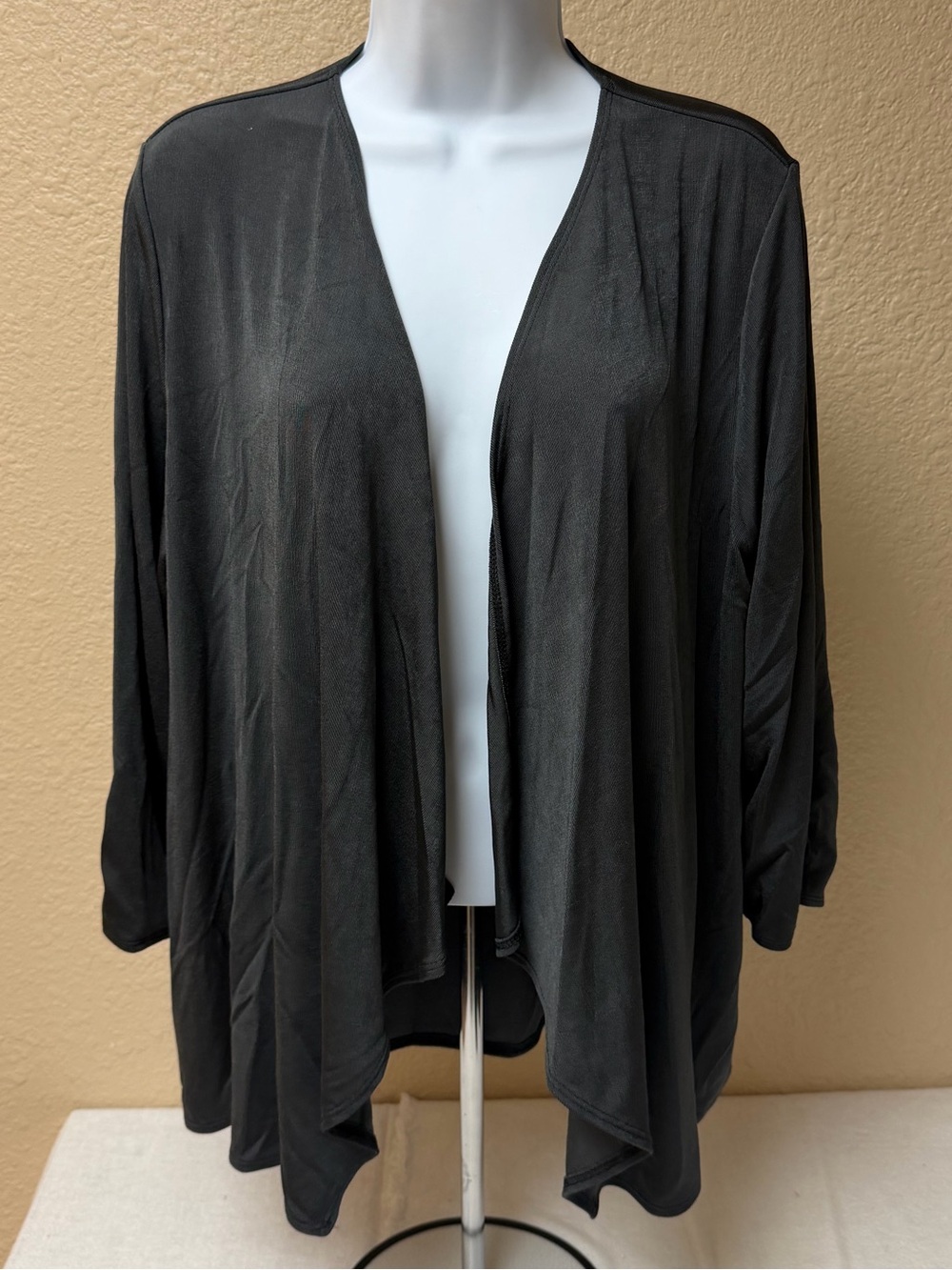 4/$20 Chico’s Travelers Lightweight Black Open-Front Jacket